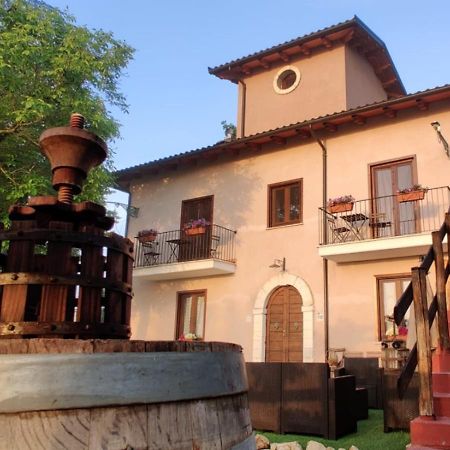 Villa "Il Casaletto" Agriturismo Moderno, Vista Panoramica E Cibo Spettacolare- Scurcola Marsicana Exterior foto